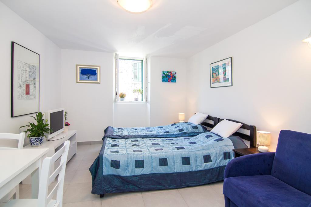Split Inn Apartments الغرفة الصورة